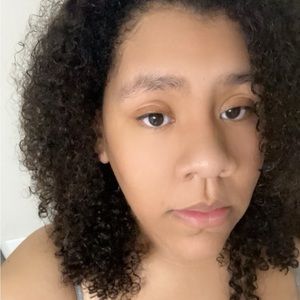 Meet your Posher, Janessa